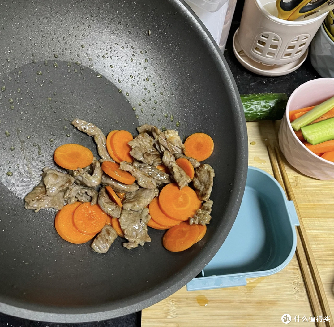 看了这些厨具使用限制后，发现我几乎全用错，现在东西防不胜防